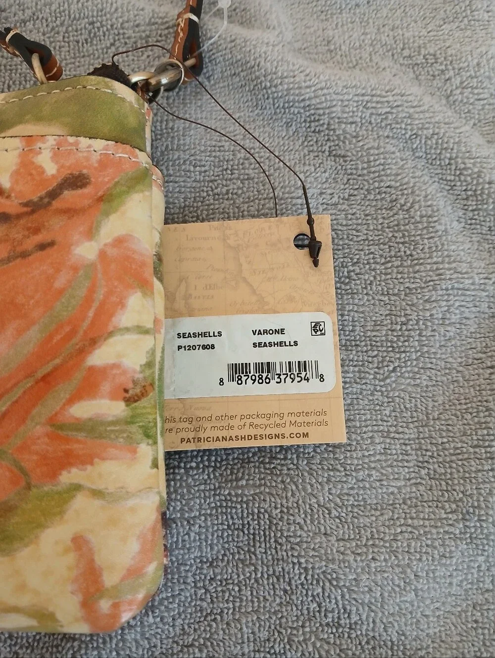 Patricia Nash Varone Seashell Wristlet NWT